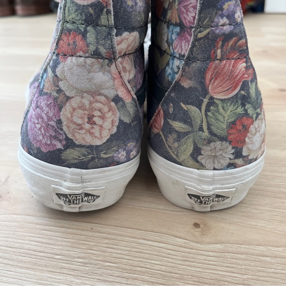 Vans Sk8-Hi Moody Floral size 12 Women’s, 10.5 Men’s - Picture 3 of 6